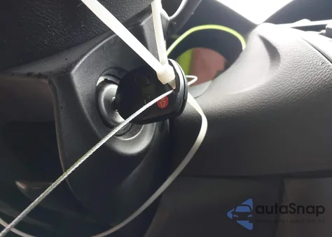 2015 Ford Focus Se z USA, uszkodzony, nr VIN 1FADP3F23FL285328